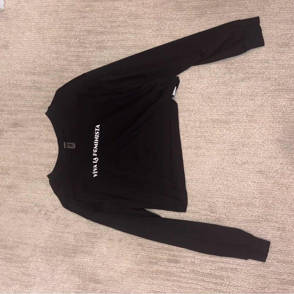 Forever 21 Black Crop Sweatshirt with White "VIVA LA FEMINISTA" Print